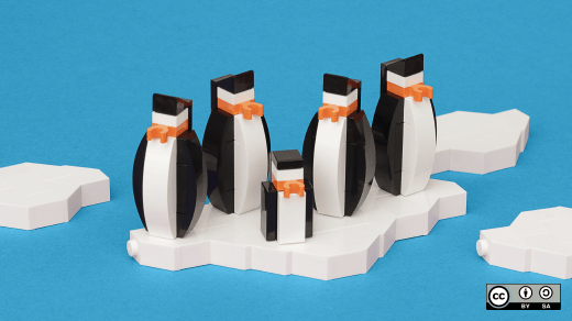 5 pengiuns floating on iceburg 5 pengiuns floating on iceburg